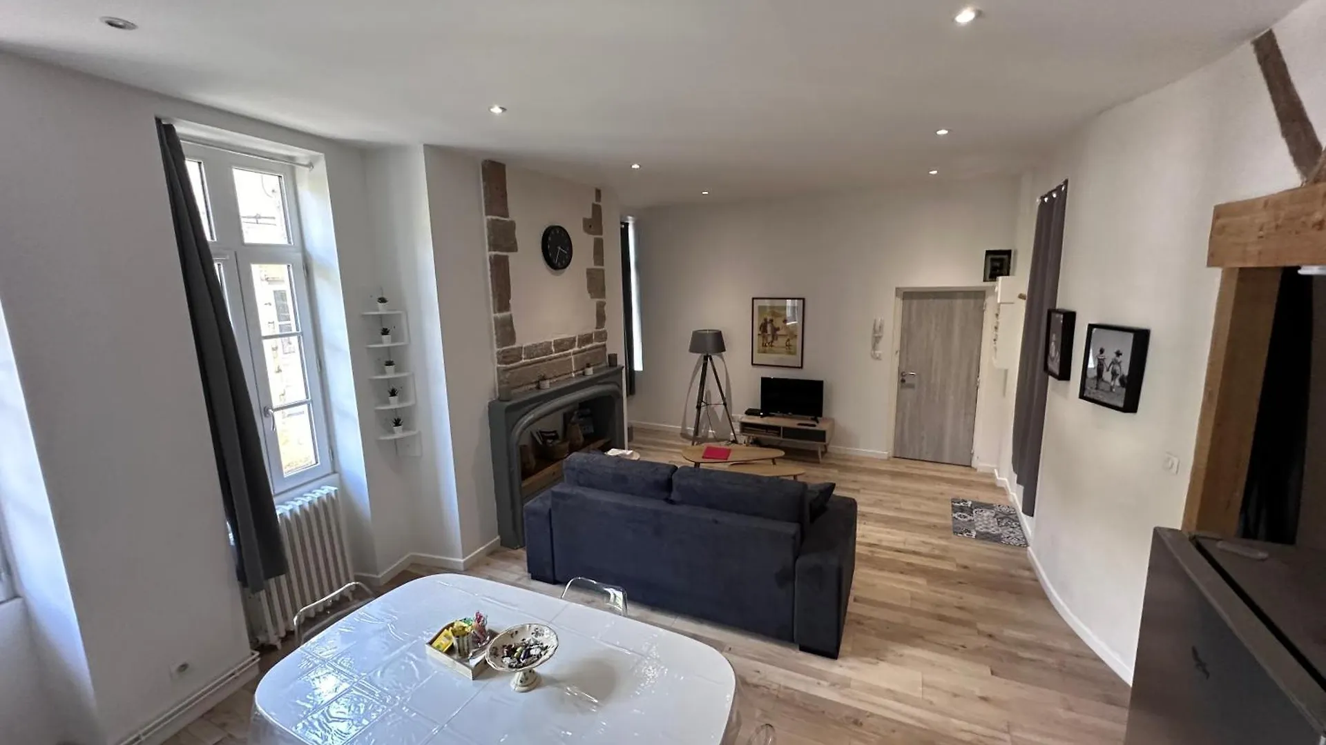 Bel appartement en coeur de ville - 20 minutes du PAL Moulins